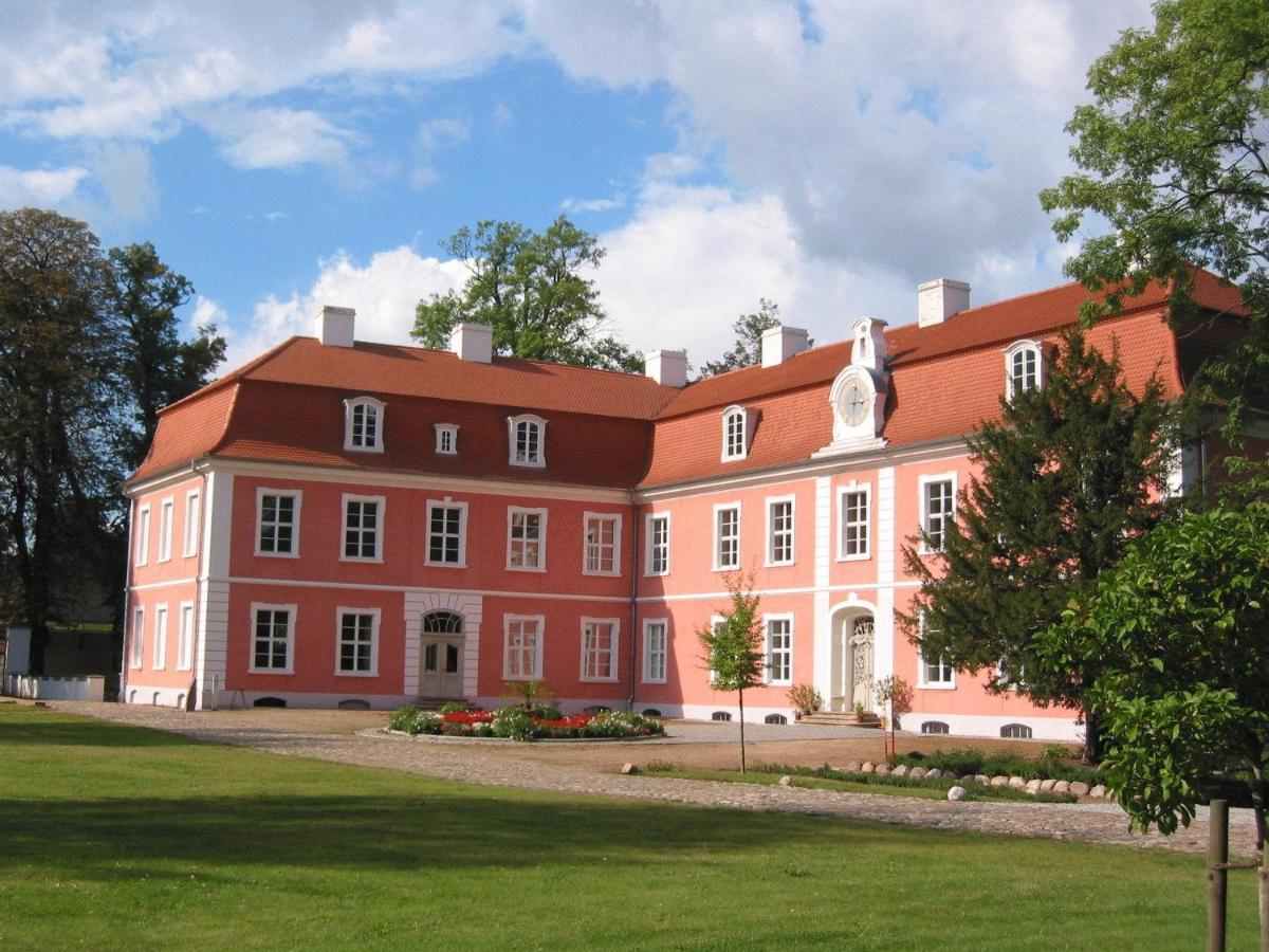 Hotel Am Schloss Wolfshagen Wolfshagen  Dış mekan fotoğraf